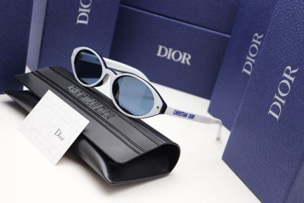 WhatsApp Image 2025-11-17 at 23.15.20_db88f270 Castris Sunglasses