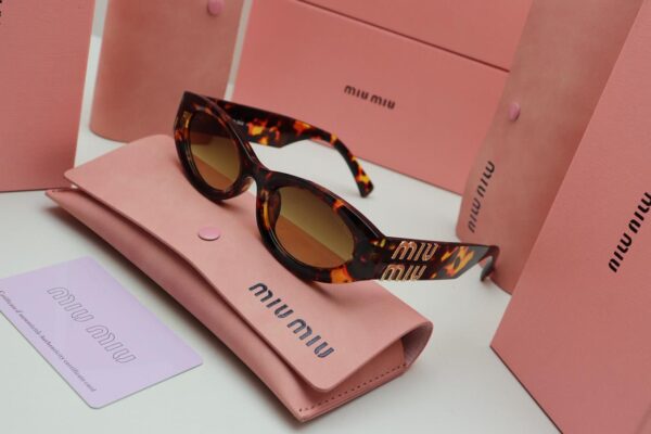 WhatsApp Image 2025-11-20 at 22.52.26_5f2fe65e Ventra Sunglasses